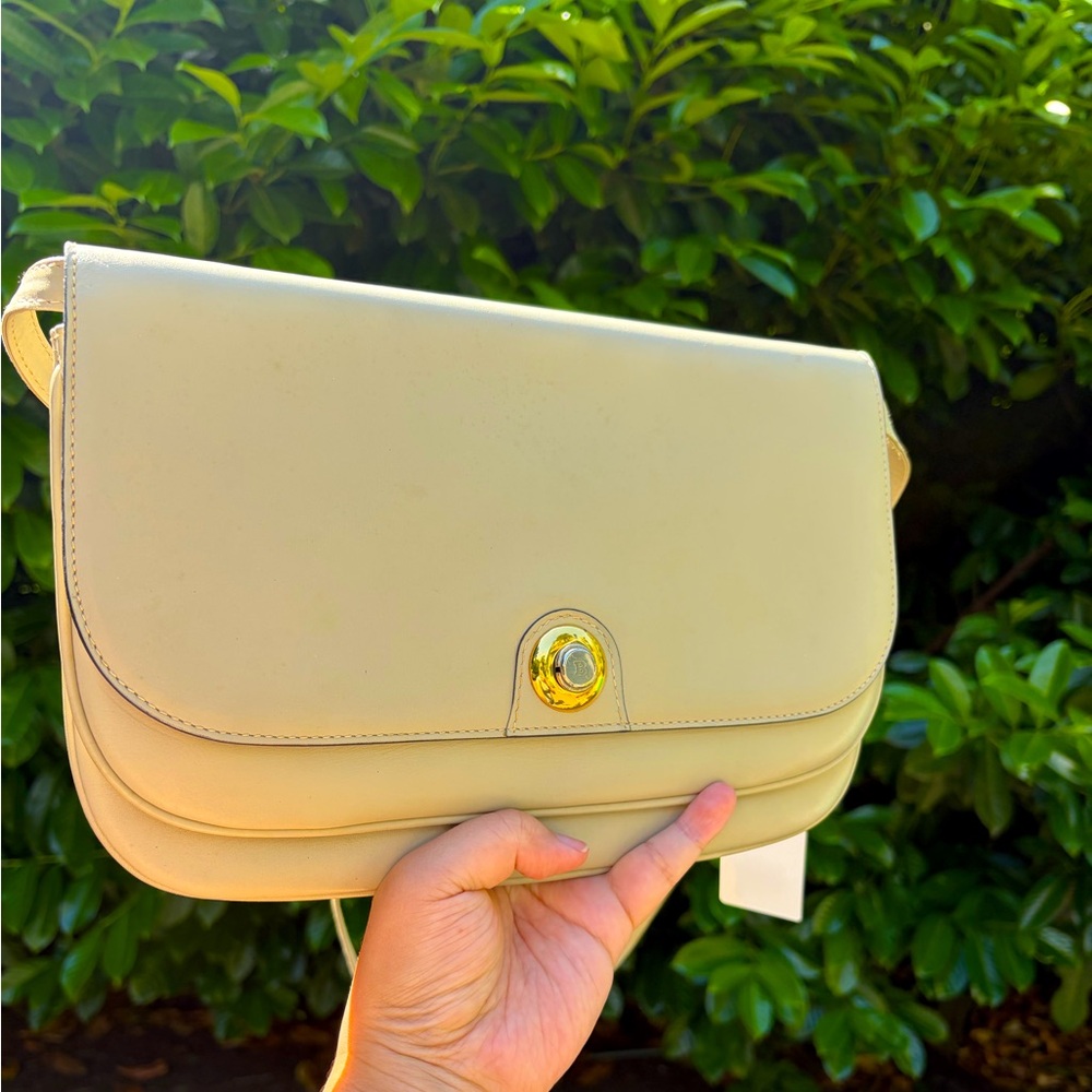 Vintage Bally crossbody bag shoulder